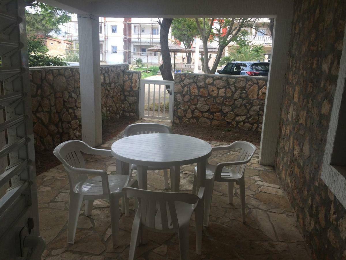 Studio Apartment Bosko Novalja Kültér fotó